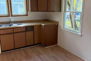 2919 N 50th St, Milwaukee, WI 53210 - Photo 3