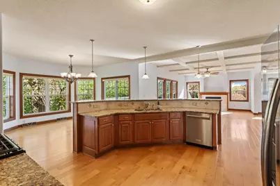 N66W12812  Corryton Ct, Menomonee Falls, WI 53051 - Photo 9