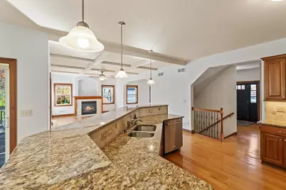 N66W12812  Corryton Ct, Menomonee Falls, WI 53051 - Photo 15