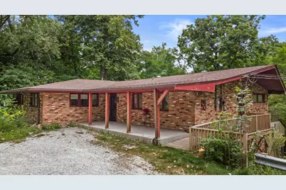 1701  Heather Ln, Racine, WI 53402 - Photo 9