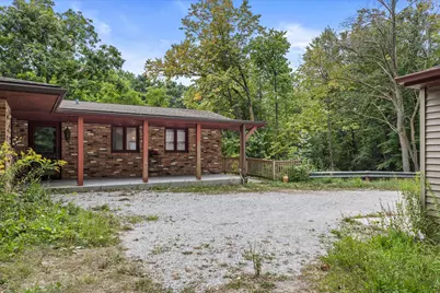 1701  Heather Ln, Racine, WI 53402 - Photo 13