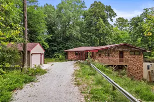 1701 Heather Ln, Racine, WI 53402 - Photo 17