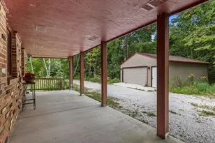 1701 Heather Ln, Racine, WI 53402 - Photo 11