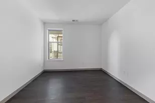 2420 E Capitol Dr, Shorewood, WI 53211 - Photo 11