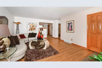 8069 N 105th St, Milwaukee, WI 53224 - Photo 5