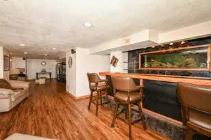 8069 N 105th St, Milwaukee, WI 53224 - Photo 23