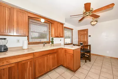 8069 N 105th St, Milwaukee, WI 53224 - Photo 7