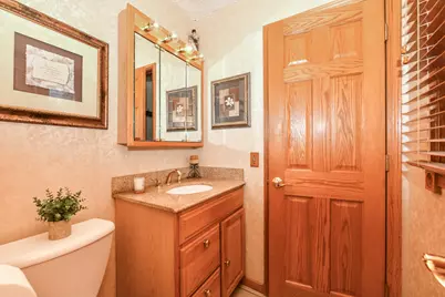 8069 N 105th St, Milwaukee, WI 53224 - Photo 17