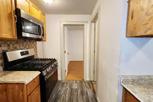 3733 W Fairmount Ave, Milwaukee, WI 53209 - Photo 23