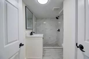 4937 N 51st Blvd, Milwaukee, WI 53218 - Photo 29