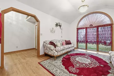 22302  Church Rd, Racine, WI 53139 - Photo 5