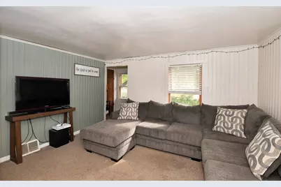 5518  40th Ave, Kenosha, WI 53144 - Photo 5