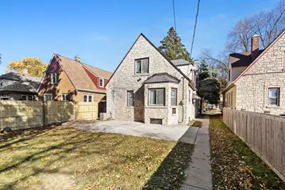 3833 S Austin St, Milwaukee, WI 53207 - Photo 23