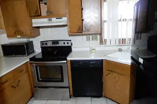 4758 N 53rd St, Milwaukee, WI 53218 - Photo 5