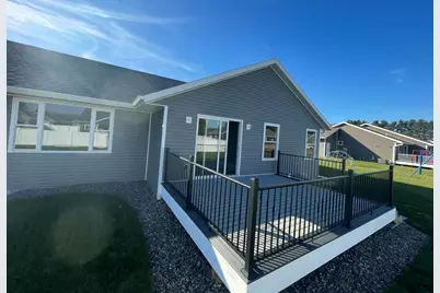 1927  Golden Gate Way, Holmen, WI 54636 - Photo 5