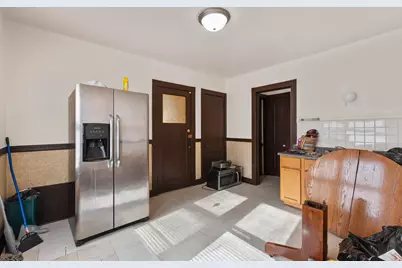 2905 N 16th St #2907, Milwaukee, WI 53206 - Photo 9