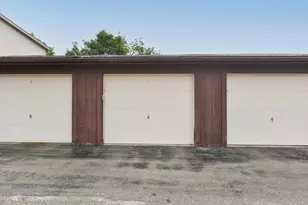 5702 Cambridge Ln, Racine, WI 53406 - Photo 15