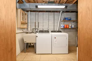 5702 Cambridge Ln, Racine, WI 53406 - Photo 11