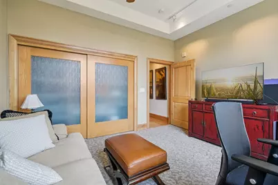 1313 N Franklin Pl #404, Milwaukee, WI 53202 - Photo 29