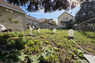 3658 E Holmes Ave, Cudahy, WI 53110 - Photo 3