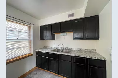 6920 W Center St #1, Milwaukee, WI 53210 - Photo 9