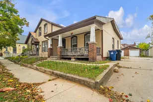 1427 Erie St, Racine, WI 53402 - Photo 3