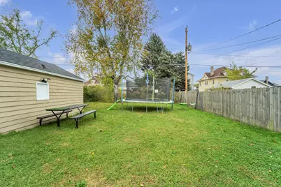 1423  Erie St, Racine, WI 53402 - Photo 17