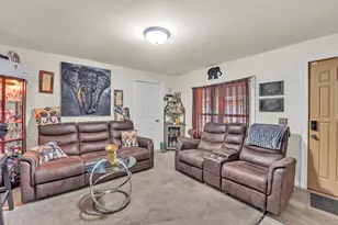 1423 Erie St, Racine, WI 53402 - Photo 3