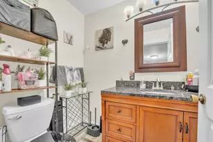 1423 Erie St, Racine, WI 53402 - Photo 5