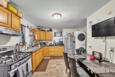 1423  Erie St, Racine, WI 53402 - Photo 7