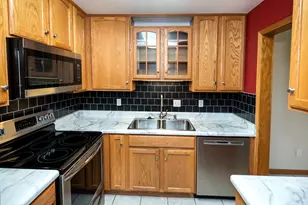 11937 W Appleton Ave, Milwaukee, WI 53224 - Photo 7