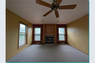 1014  Cottonwood Ct, West Bend, WI 53095 - Photo 13