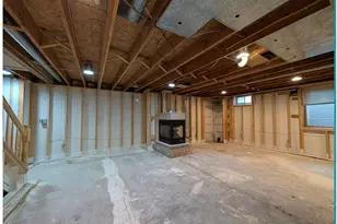 1014 Cottonwood Ct, West Bend, WI 53095 - Photo 39