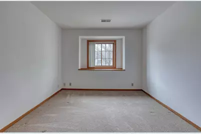 823  Quinlan Dr #E, Pewaukee, WI 53072 - Photo 27