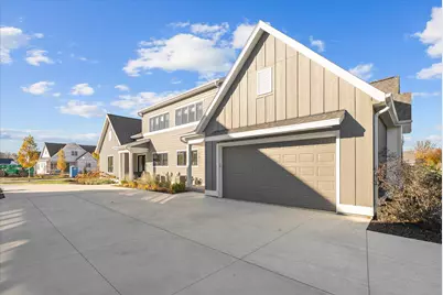 525  Meadow Cir, Kohler, WI 53044 - Photo 19