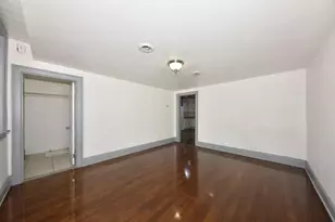 1939 S Winona Ln, Milwaukee, WI 53204 - Photo 17