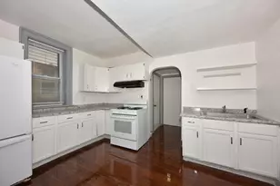 1939 S Winona Ln, Milwaukee, WI 53204 - Photo 23