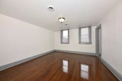 1939 S Winona Ln #1941, Milwaukee, WI 53204 - Photo 19