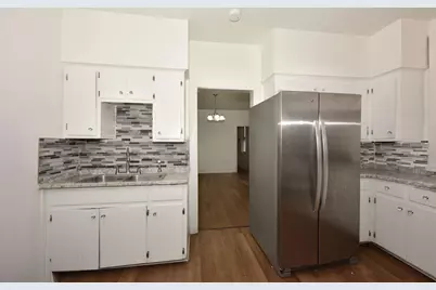 1939 S Winona Ln #1941, Milwaukee, WI 53204 - Photo 5