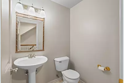 19770  Foxkirk Ct, Brookfield, WI 53045 - Photo 23