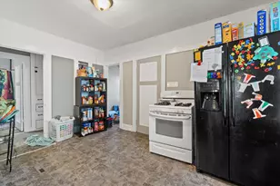 2530 N 52nd St, Milwaukee, WI 53210 - Photo 11