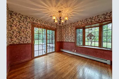 18205  Redvere Dr, Brookfield, WI 53045 - Photo 9