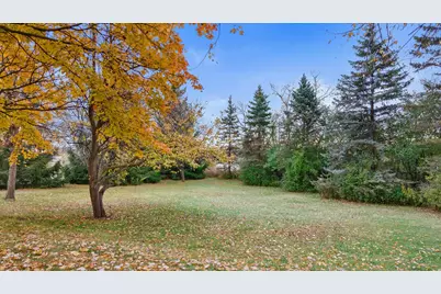 7043 N 107th St, Milwaukee, WI 53224 - Photo 47