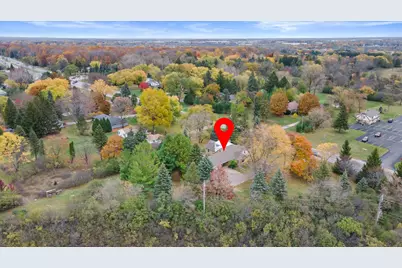 7043 N 107th St, Milwaukee, WI 53224 - Photo 3