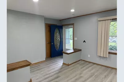 15837 W Robin Rd, New Berlin, WI 53151 - Photo 3