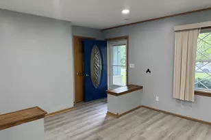 15837 W Robin Rd, New Berlin, WI 53151 - Photo 3