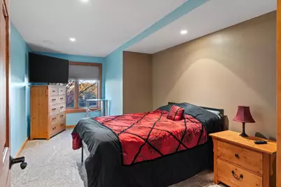 726  4th St, La Crescent, MN 55947 - Photo 25