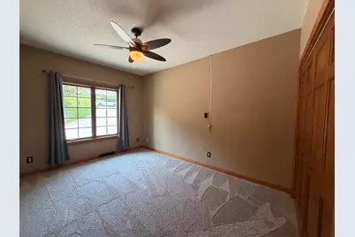 726  4th St, La Crescent, MN 55947 - Photo 21