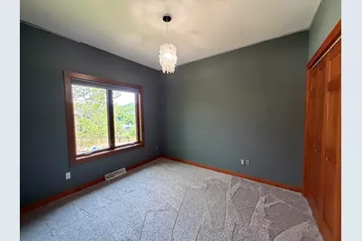 726  4th St, La Crescent, MN 55947 - Photo 33