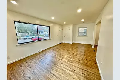 642 S 66th St, Milwaukee, WI 53214 - Photo 3